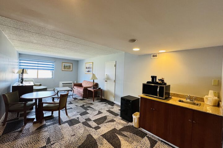 Room 16 of 52