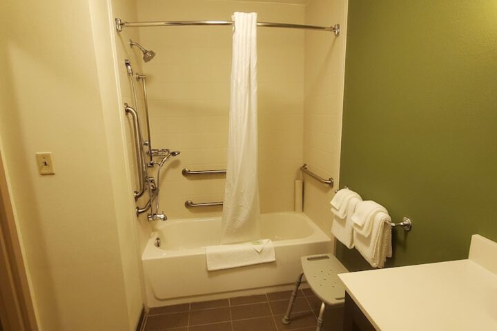 Room 21 of 35