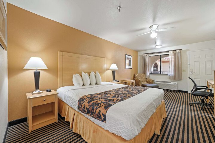 Best Western Plus Executive Inn & Suites