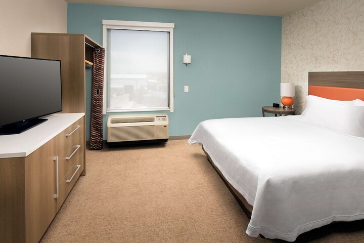 Room 9 of 25