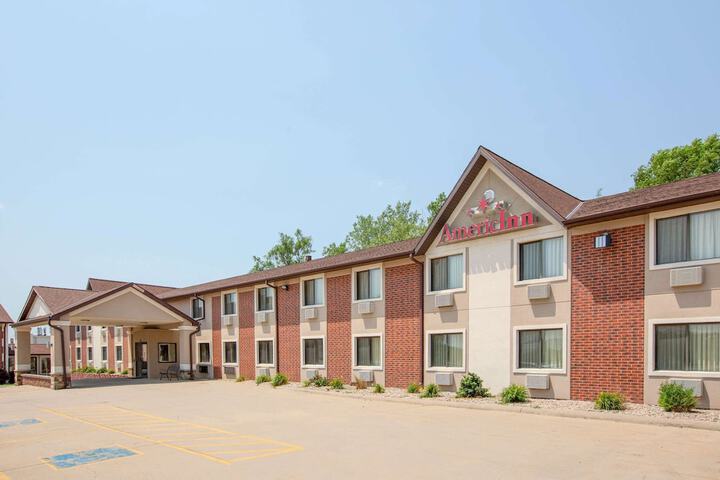 Hotel 2 of 18