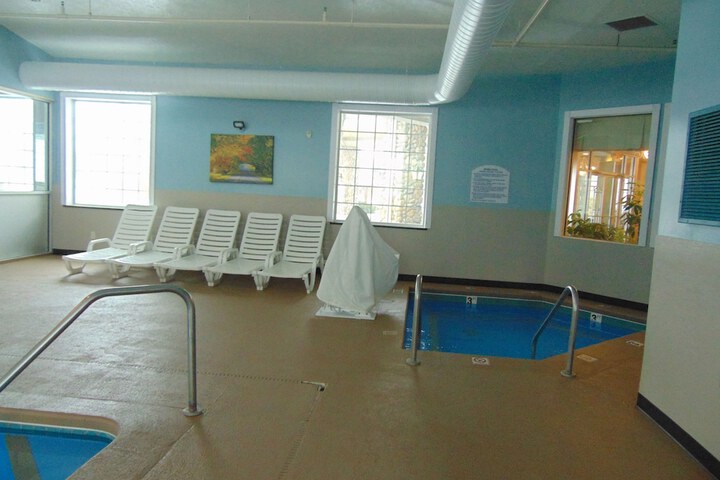 Spa 23 of 24