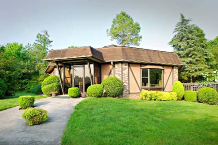 Highland Manor Inn