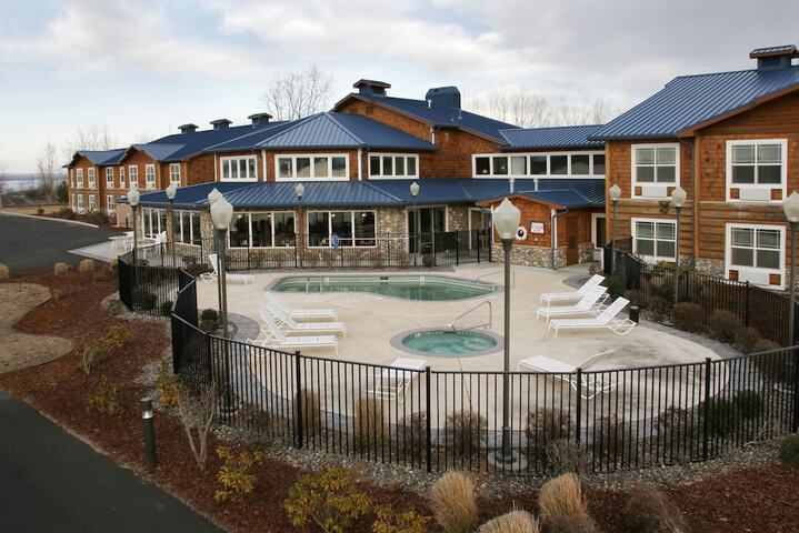 River Lodge and Cabins