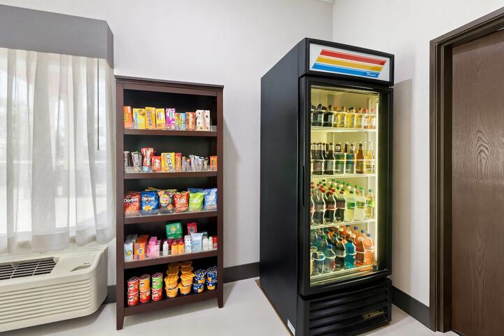 Brentwood Suites Nashville an Ascend Collection Hotel