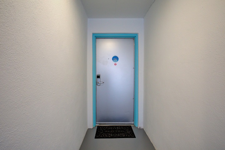 Room 181 of 334