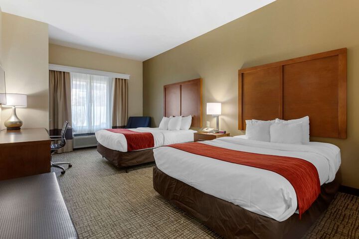 Room 21 of 38