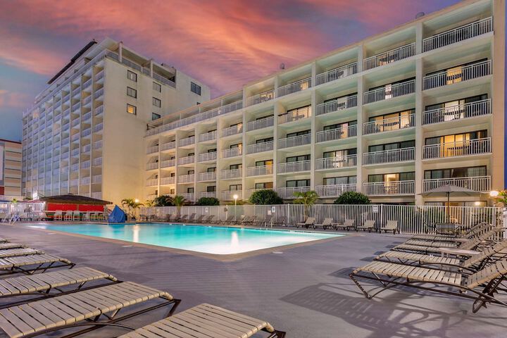 Hotel 4 of 110