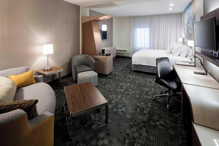 Courtyard by Marriott Houston North / Shenandoah