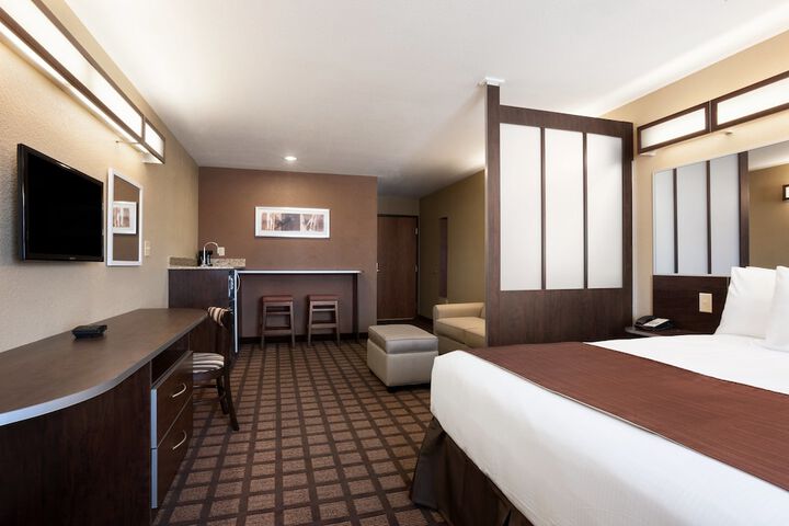 Room 20 of 39