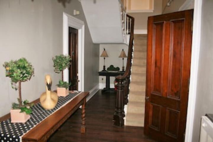 Summerhill Bed & Breakfast