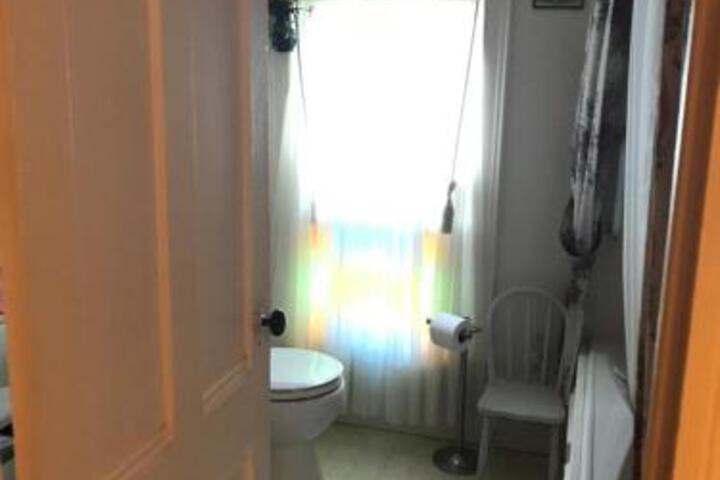 Twenty Woodlawn Bed & Breakfast