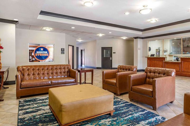 Hotel Interior 15 of 41