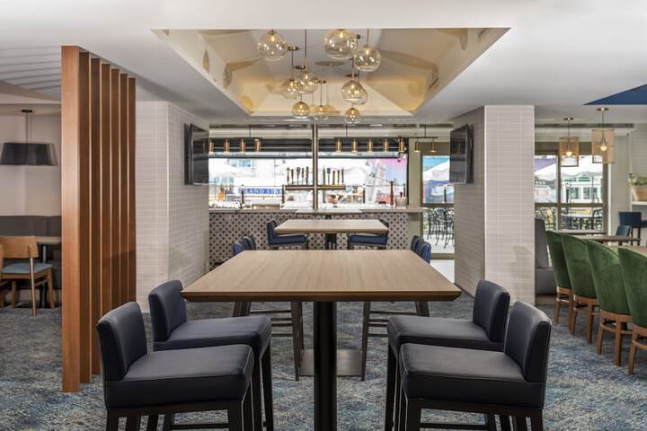 Holiday Inn Kingston Waterfront by IHG