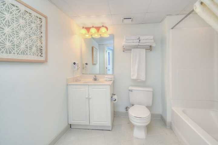Room 62 of 141