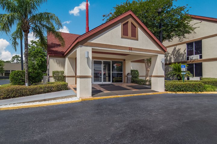 Hotel 9 of 34