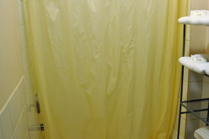 Room 13 of 26