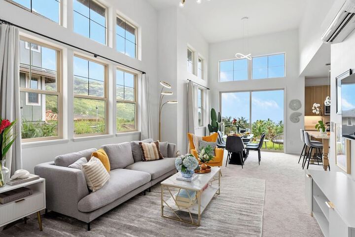 Leale'a by Avantstay Ocean + Mountain Views!