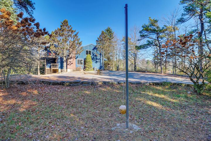 Near Skiing: Lakefront Gem w / Kayaks in Long Pond