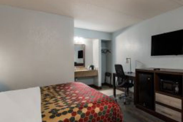Red Carpet Inn and Suites - Hammonton West / Winslow Township