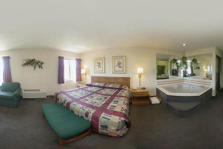 Room 53 of 67