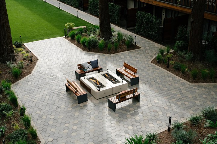 Casa Mani Resort Napa Valley Curio Collection by Hilton