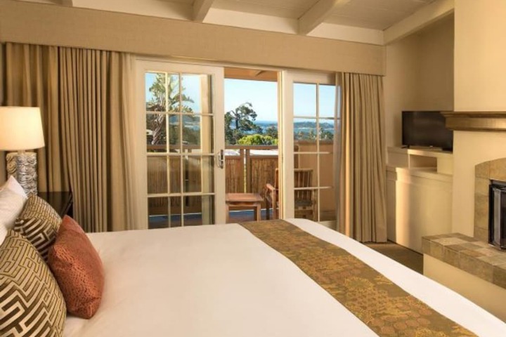 Room 37 of 54
