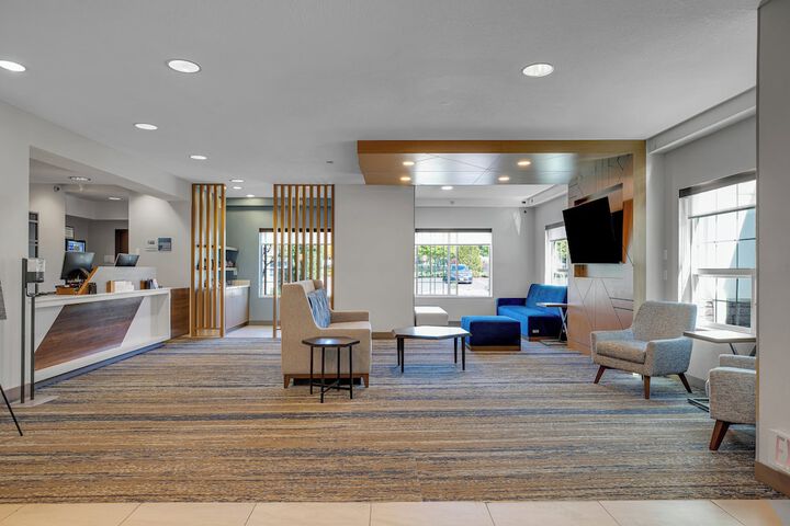 Hotel 5 of 120