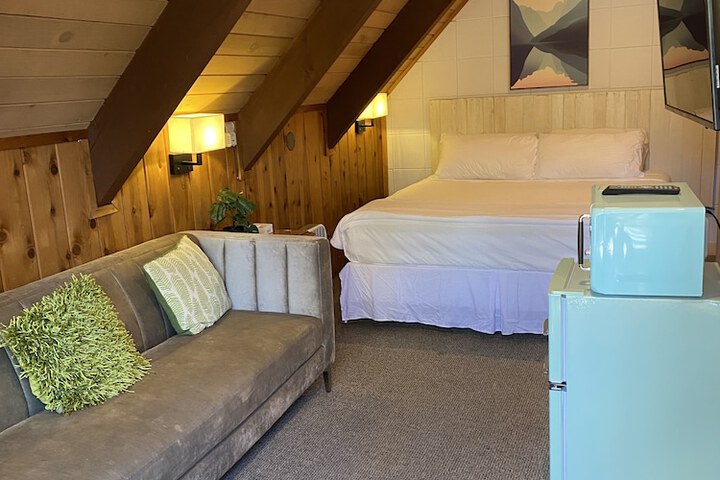 Room 22 of 126