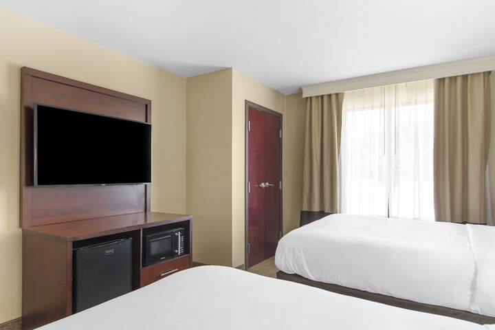 Room 15 of 30