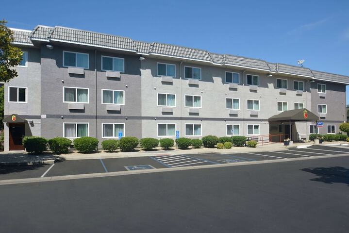 Hotel 1 of 27