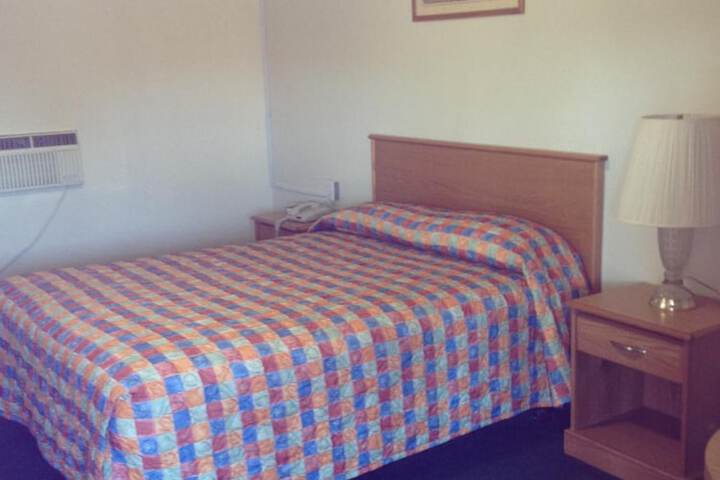 Room 25 of 44