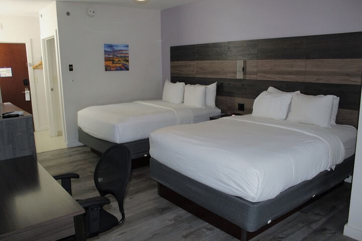 Room 52 of 68