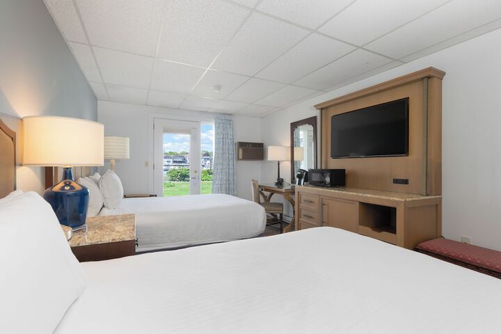 Boothbay Harbor Inn