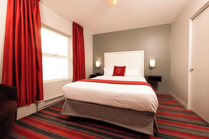 Room 40 of 89