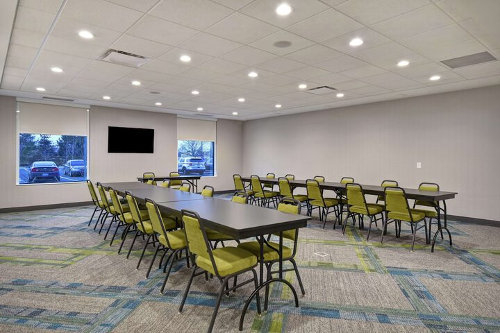 Home2 Suites by Hilton Taylor Detroit
