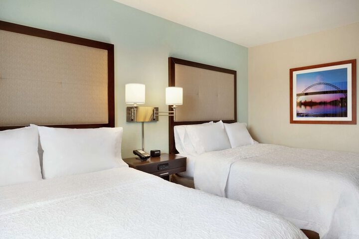 Room 9 of 40