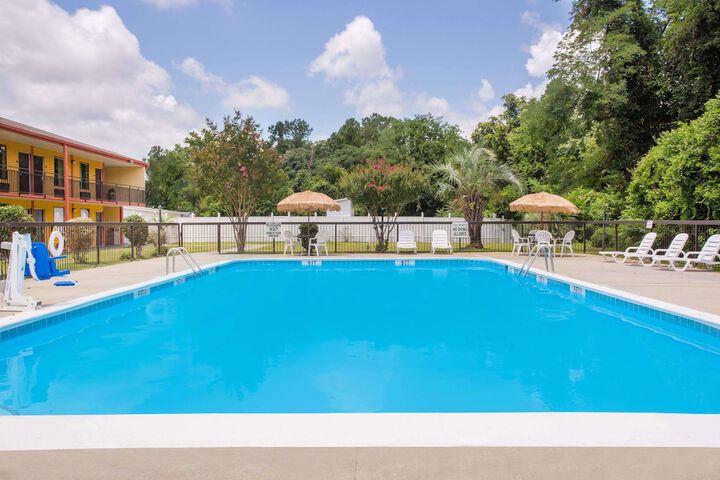 Pool 6 of 20