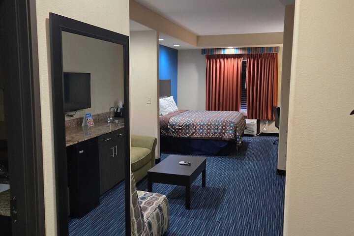 Karnes City Lodge