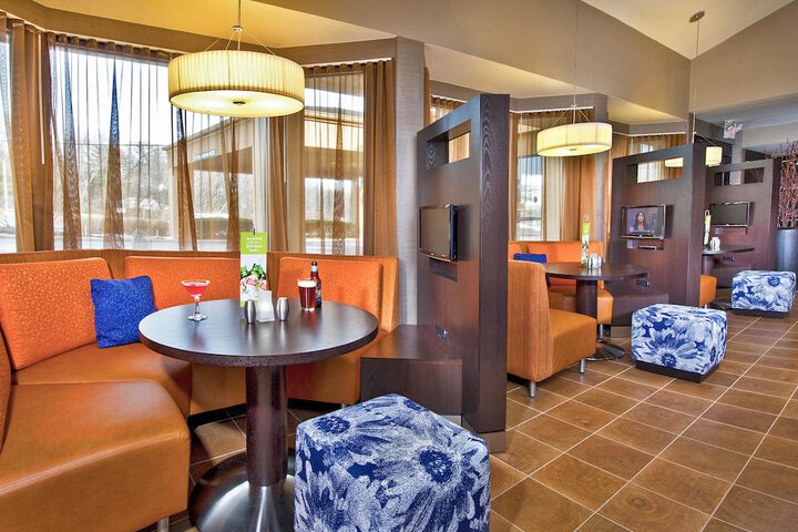 Hotel Interior 10 of 34