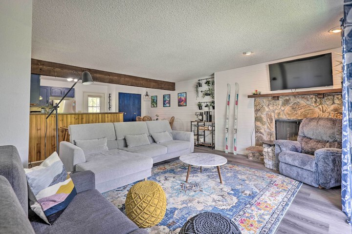 Grand Lake Condo w / Mountain Views: Walk to Lake!