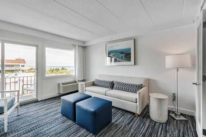 Room 46 of 62