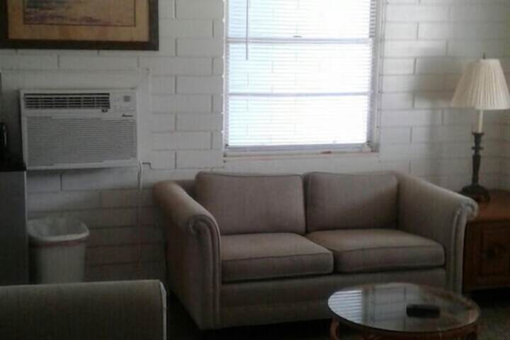 Room 16 of 31