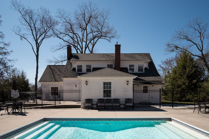 Pool 4 of 62