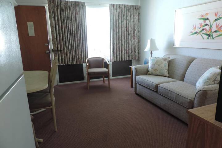 Room 34 of 50