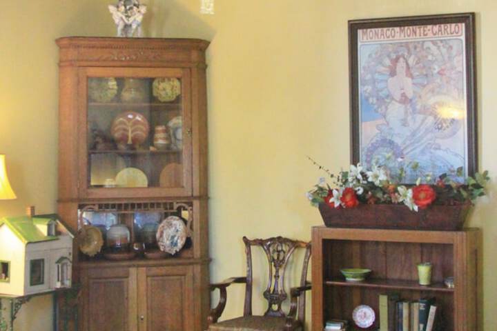 Inn at the Canal Bed & Breakfast