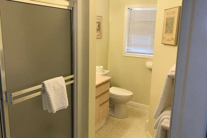 Room 32 of 82