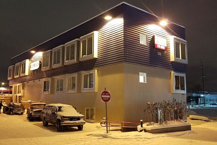 Hotel 3 of 48