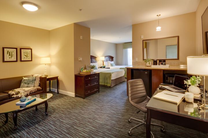 Ayres Hotel & Spa Mission Viejo – Lake Forest