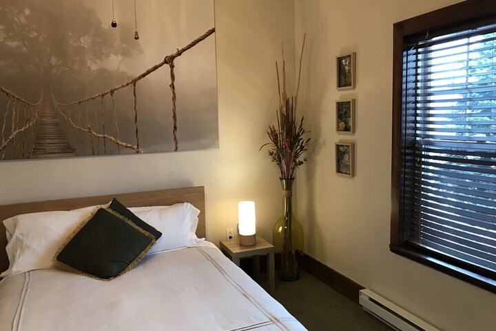 Room 68 of 95